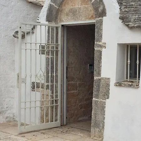 Trulli Lalu Alberobello